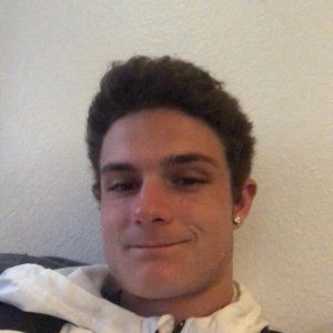 Meet your Posher, Ethan